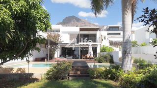 Casa  Kurt konrad mayer. Villa palms madroñal de fañabe