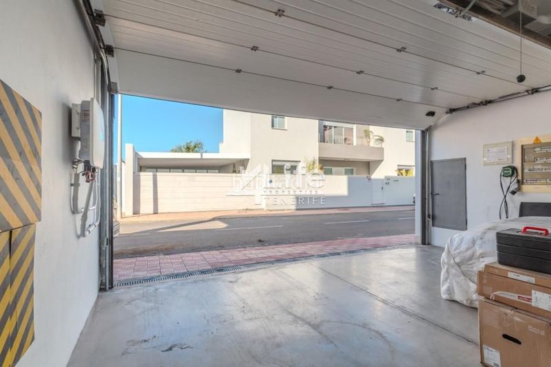Foto bbbf230b-0f72-488a-843e-15dc9d553df5. Casa amb aparcament piscina a Torviscas Centro y Alto Adeje