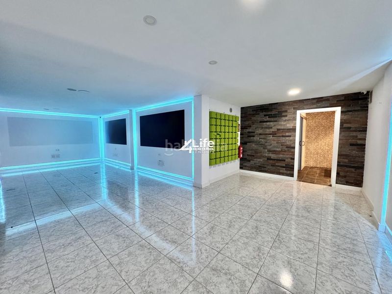 Foto 0cc02597-868f-4927-9937-5425912692bb. Local comercial a Playa del Duque Adeje