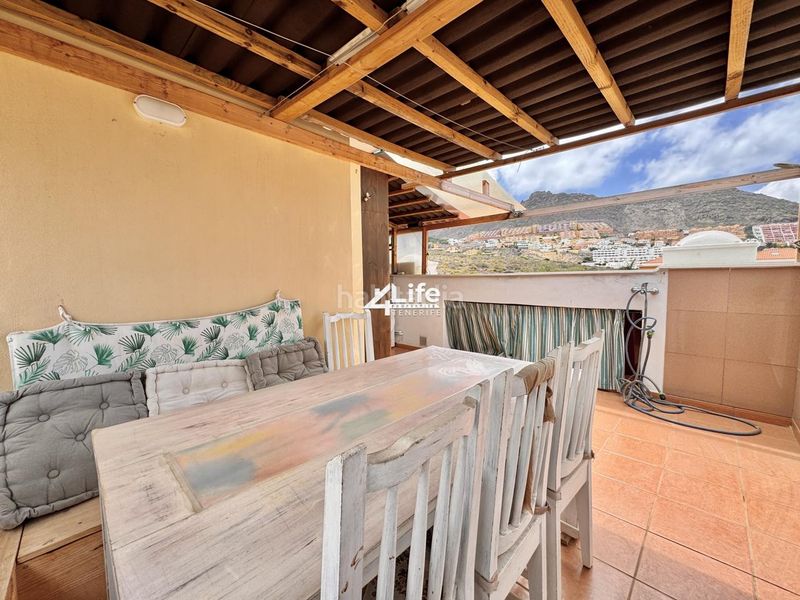 Foto 73d48309-81b0-4324-a19e-891efaddbac8. Casa adossada amb aparcament a Playa Fañabé Alto Adeje