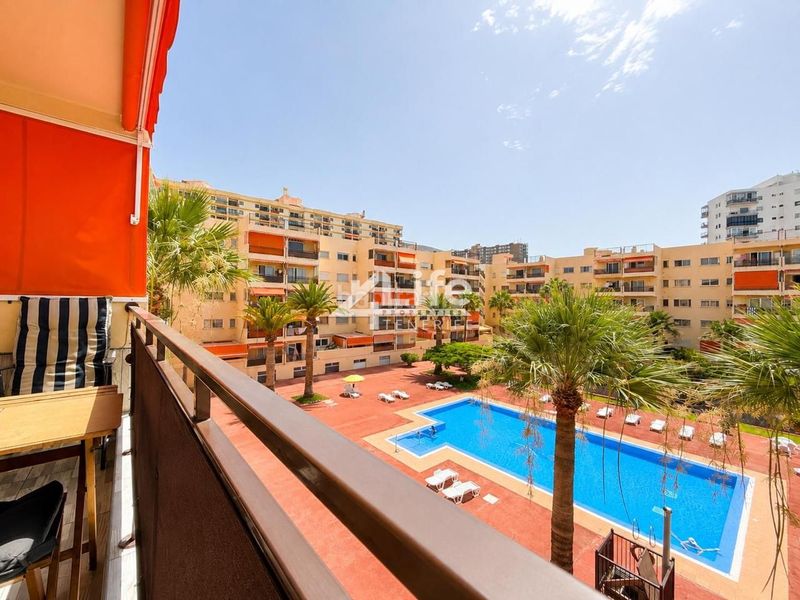 Foto 10541c75-99ba-40eb-bd91-6750d8e304dd. Pis amb aparcament piscina a Los Cristianos Arona
