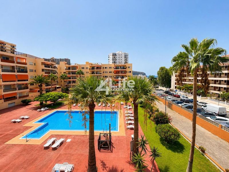 Foto 7d76a448-bf8f-4412-bfd5-f4cb6613615f. Pis amb aparcament piscina a Los Cristianos Arona