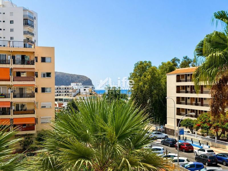 Foto e43c2700-24e7-4052-b305-8b8dc3f7c72d. Pis amb aparcament piscina a Los Cristianos Arona