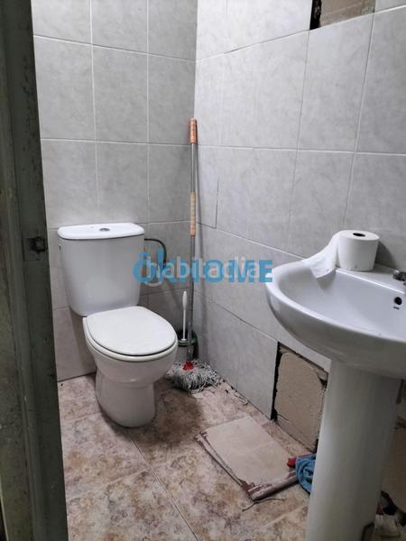 Foto f73dc1f0-08aa-493d-8830-ea21e1e4a8b2. Locale commerciale in Centro Xirivella