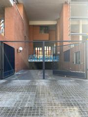 Aparcament cotxe  Calle jorge comín metge pediatra. Parking campanar