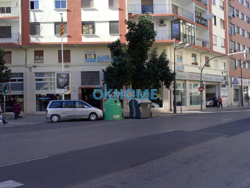 Foto b7b8d2bc-6df9-42c1-a2b0-ae3601b77363. Local comercial a Nou Moles Valencia