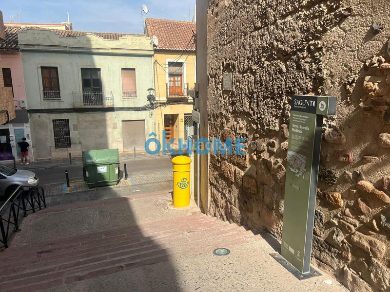 Foto 37429746-2c90-402a-8185-ee79af9afe84. Casa  o en Centro-El Castillo Sagunt