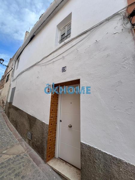 Foto 4f49f2f7-ed93-4b10-b566-fdea35410bd0. Casa  o en Centro-El Castillo Sagunt