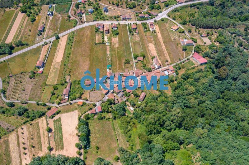 Foto a7e81133-c9fa-4341-a907-a2776c07d1f9. Casa amb aparcament a Vilardevós