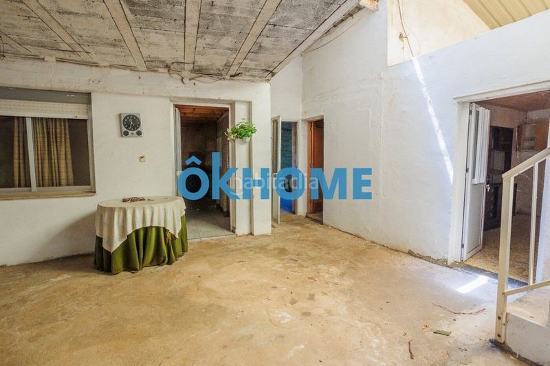 Foto ee56a083-d562-40a0-b21e-a40c6972756a. Casa amb aparcament a Vilardevós