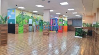 Miete Geschäftsraum in Quart de Poblet. Local comercial en alquiler en el barrio del cristo