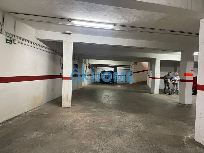 Foto 7e1191c6-5104-41e3-8a77-abee78b76420. Aparcament cotxe a Alaquàs