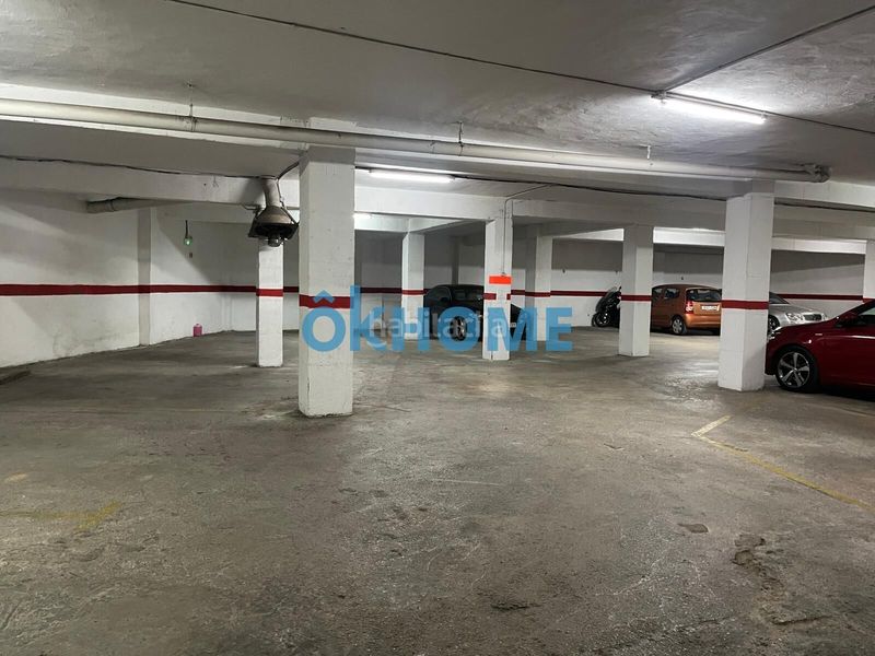 Foto e0dfc92c-64ca-43a3-b925-e1146e4ea28f. Aparcament cotxe a Alaquàs