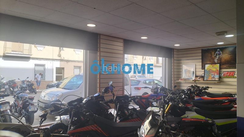 Foto d1d1727f-1539-4f23-bcb5-bad7d58e7c6c. Local comercial a Aldaia