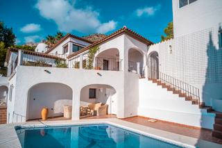 Casa en Altea la Vella. ¡villa de lujo en el barrio de altea hills con vistas al mar!