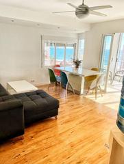 Piso en Playa Poniente. Piso en venta con vistas al mar en benidorm