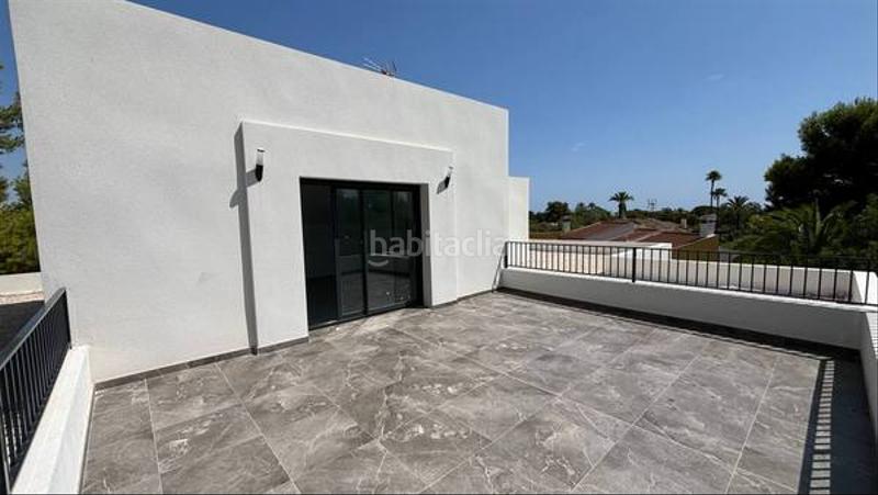 Foto c14075ba-3256-4c81-aae5-de8fe0ffcb28. Casa ¡amplio chalet con parcela y piscina! en Los Girasoles Sant Vicent del Raspeig