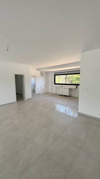 Foto e72c3083-e8a6-4d39-b135-2b7cb0ef814a. Casa ¡amplio chalet con parcela y piscina! en Los Girasoles Sant Vicent del Raspeig
