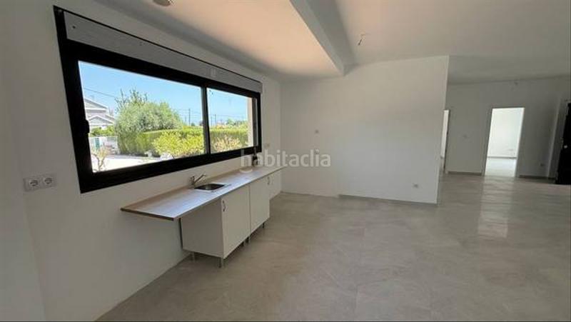 Foto fdc6f82d-25df-47be-9674-7c4f1e2ee192. Casa ¡amplio chalet con parcela y piscina! en Los Girasoles Sant Vicent del Raspeig