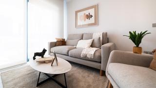 Pis a Via Parque. Apartamentos de lujo en eagle tower: ¡vistas al mar, estilo y co