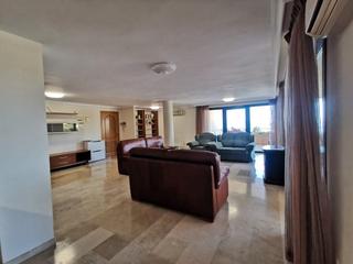 Apartamento en Altea Hills. Amplio piso con vistas panorámicas en villa marina golf, altea
