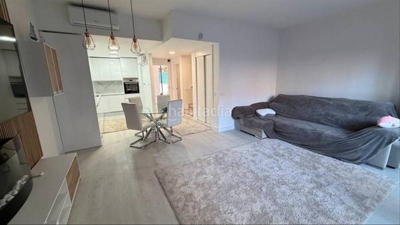 Foto 51c6b977-4d02-4297-9514-deb10202164b. Dúplex amb aparcament piscina a Mirador de la Cala-Benimar Vila Joiosa (la)