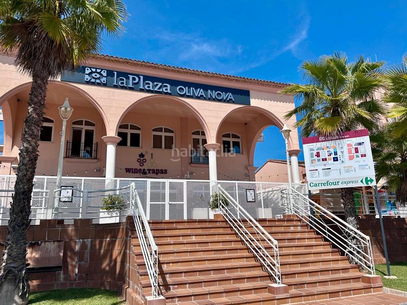 Foto bf9cc517-ff31-42a2-a201-ce0a7916de8a. Piso comodidad junto al mar — con solárium, cenador y piscina en Oliva