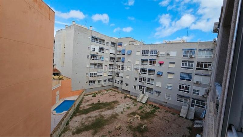 Foto ebf497d9-0113-442a-b62e-0214f269448b. Pis a Antonio Machado Torrevieja