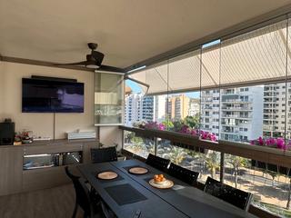Pis en Bulevar-Puerta Mtica. Piso luminoso de 3 dormitorios en benidorm