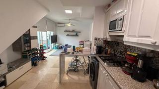 Casa adossada a Playa Poniente. Casa en cala benidorm a solo 200 metros de la playa de poniente
