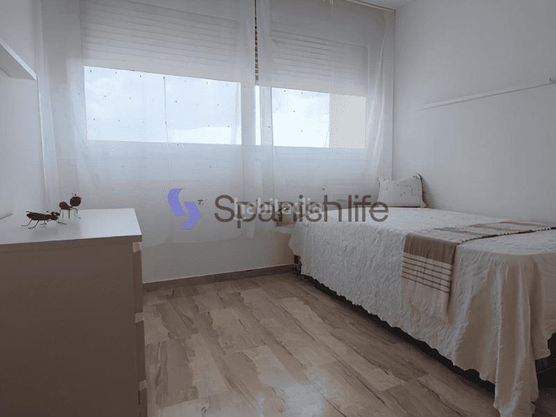 Foto 591c0e9e-d079-4845-bcce-e30dd34c11b7. Apartament amb aparcament a Via Parque Benidorm