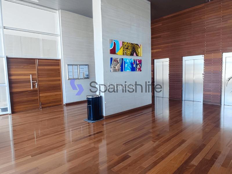 Foto b01587c0-f25a-4874-9cb6-2693c050782e. Apartament amb aparcament a Via Parque Benidorm