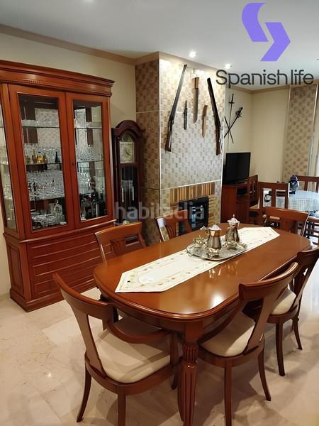 Foto 1e6b1cd7-af1d-4206-aeb7-0d95d5b97c1c. Chalet with parking in La Nucia Pueblo Nucia (la)