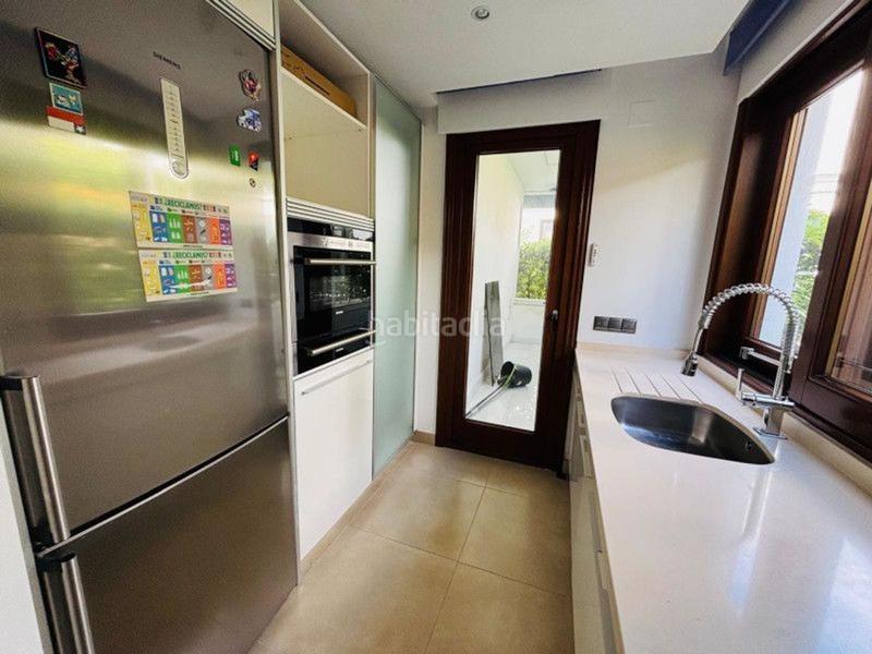 Foto 41555435-d08d-4feb-b3ee-6a3ad8ae2945. Piso apartamento 4 dormitorios 188 m2 en puerto de Estepona Estepona