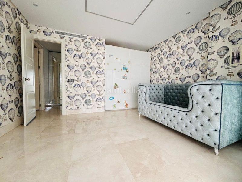 Foto 7ced1015-3621-4cb9-9b5a-2c600fe92ab2. Piso apartamento 4 dormitorios 188 m2 en puerto de Estepona Estepona