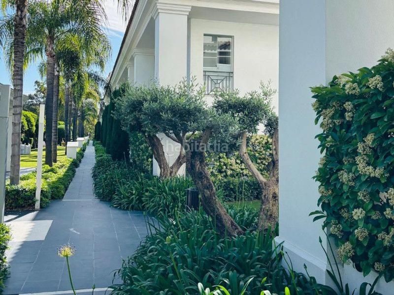 Foto dcdbe072-a59b-4031-a38c-f3d51de23bd7. Piso apartamento 4 dormitorios 188 m2 en puerto de Estepona Estepona