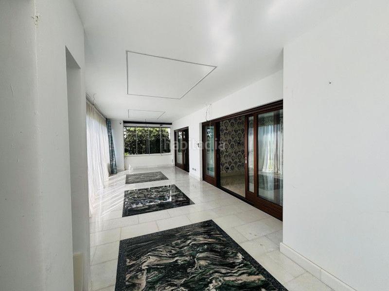 Foto f9ab3473-92d3-44aa-b31d-67080eef2c97. Piso apartamento 4 dormitorios 188 m2 en puerto de Estepona Estepona