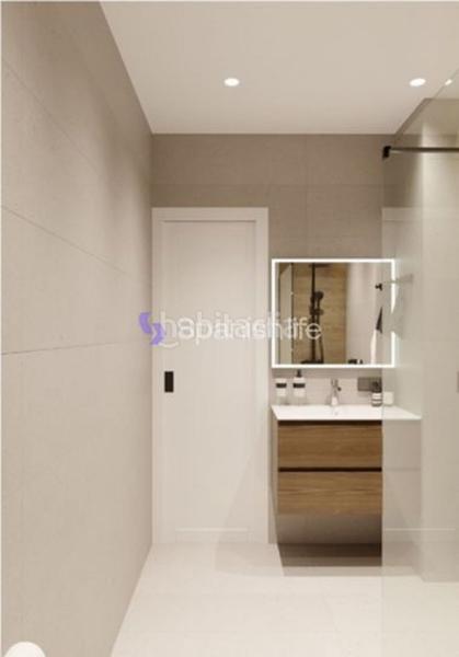 Foto 4af3ab38-ad90-46e2-8768-c4a86894240e. Appartamento in Playa Poniente Benidorm