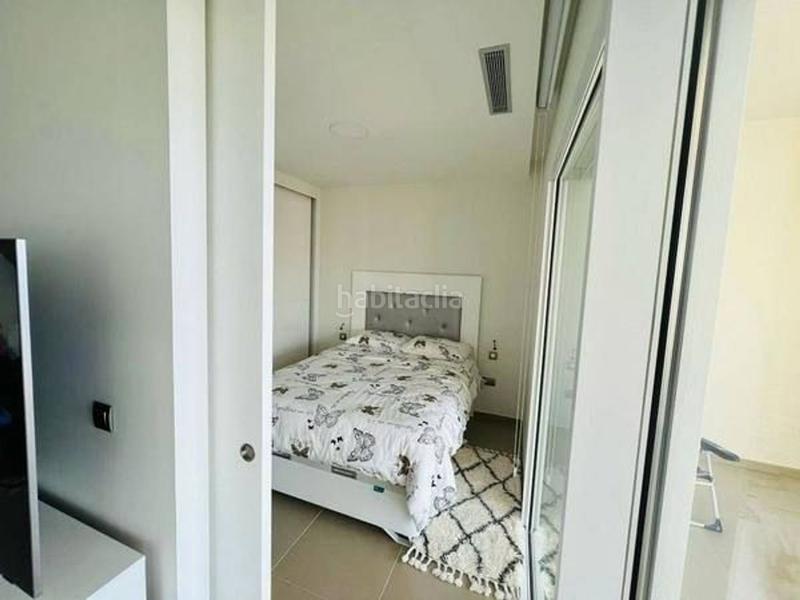 Foto d8ec25cd-47a4-4a63-82bc-e2932d3278a4. Appartement avec parking piscine dans Playa Poniente Benidorm