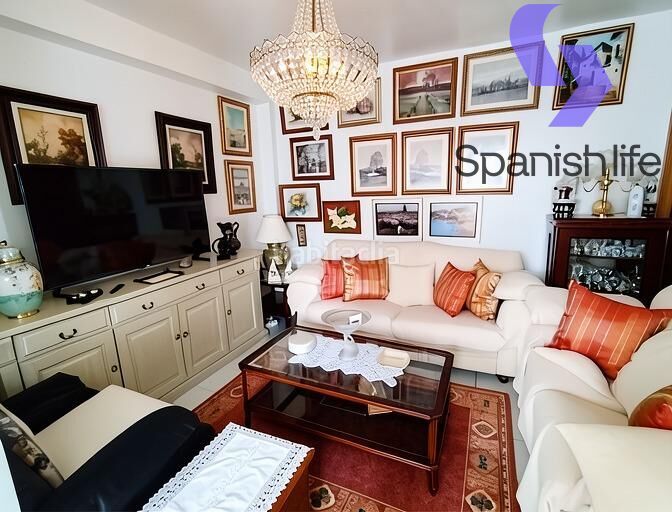 Foto f62a7283-aeb6-4689-97cb-7af181fb5f12. Apartament a Playa Levante Benidorm