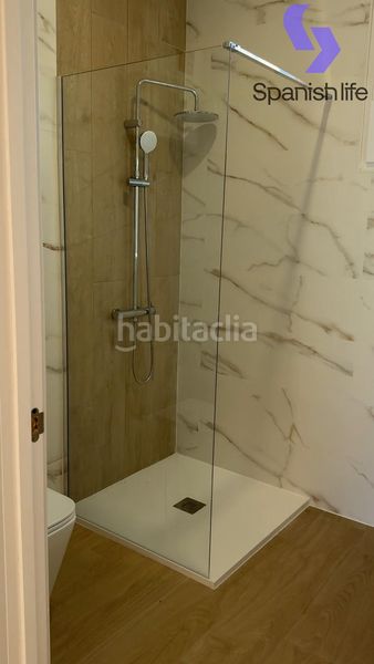 Foto e0ae6e32-88b0-4970-842c-2b66836427f8. Apartament a Playa Poniente Benidorm