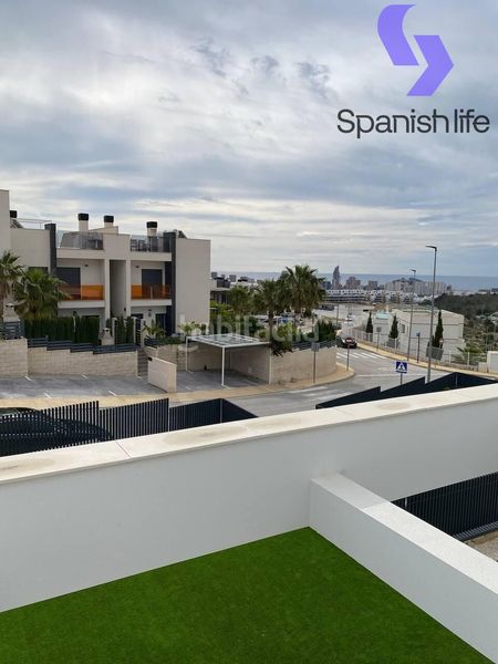 Foto e9fd2e65-6d51-4171-8554-90ce9cb1de49. Casa amb calefacció aparcament piscina a balcón de Finestrat-terra marina Finestrat