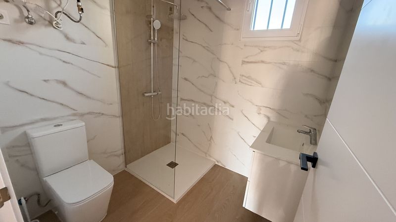 Foto 1f8420d5-ca42-4a7d-bab0-ec628086416d. Apartament amb aparcament a Playa Poniente Benidorm