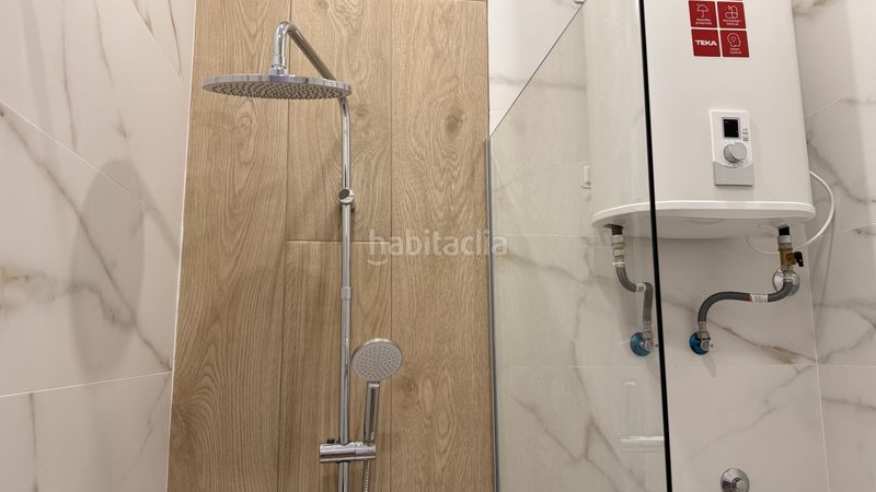 Foto a4e938e2-6695-41cd-ab82-307bd254fe66. Apartament amb calefacció aparcament piscina a Playa Poniente Benidorm
