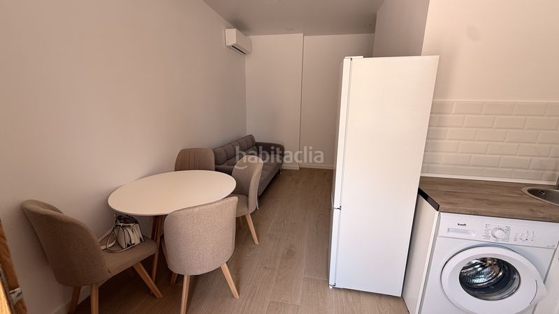 Foto d43b2d33-7e52-4962-aa23-9b8db63bac8b. Apartament amb calefacció aparcament piscina a Playa Poniente Benidorm