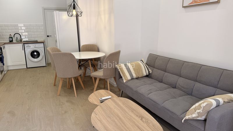 Foto 54db242e-78ca-4108-a55a-e5cfea2947ed. Apartament amb calefacció aparcament piscina a Playa Poniente Benidorm