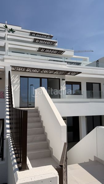 Foto 6465cb0b-7e30-45ae-97e2-8ecf9b9271a4. Apartament amb aparcament piscina a balcón de Finestrat-terra marina Finestrat
