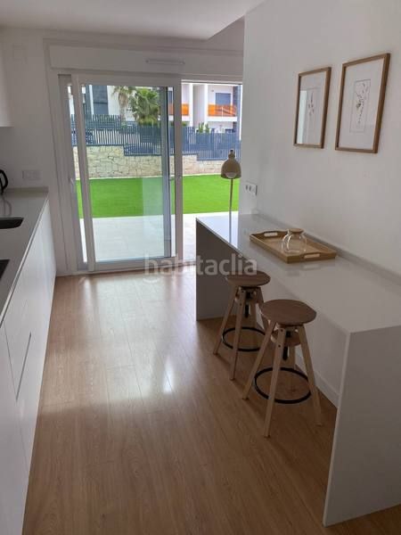 Foto d78f6f9b-f5b9-47c9-ab4d-a4f0875bc02c. Xalet amb calefacció aparcament piscina a balcón de Finestrat-terra marina Finestrat