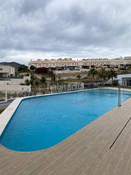 Foto e9695232-06ed-4704-8c47-1a880f00b3b2. Xalet amb calefacció aparcament piscina a balcón de Finestrat-terra marina Finestrat