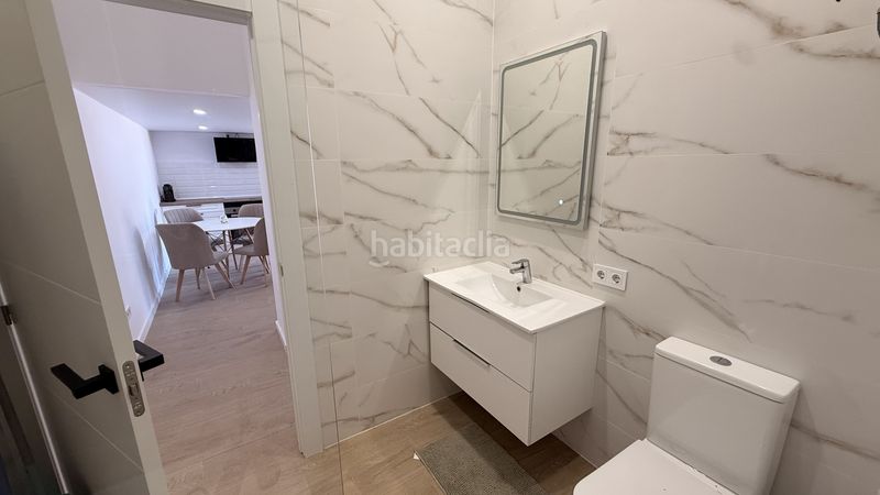 Foto 46c7f901-9942-4a2c-b42c-89f28e502e7e. Apartament amb aparcament piscina a Playa Poniente Benidorm